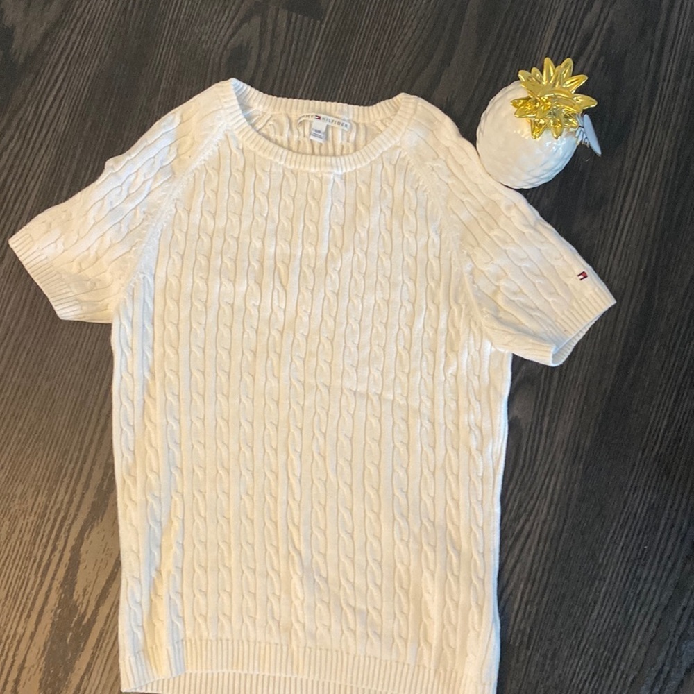 🍍TOMMY HILFIGER SHIRT SLEEVE SWEATER🍍size small🍍L1
